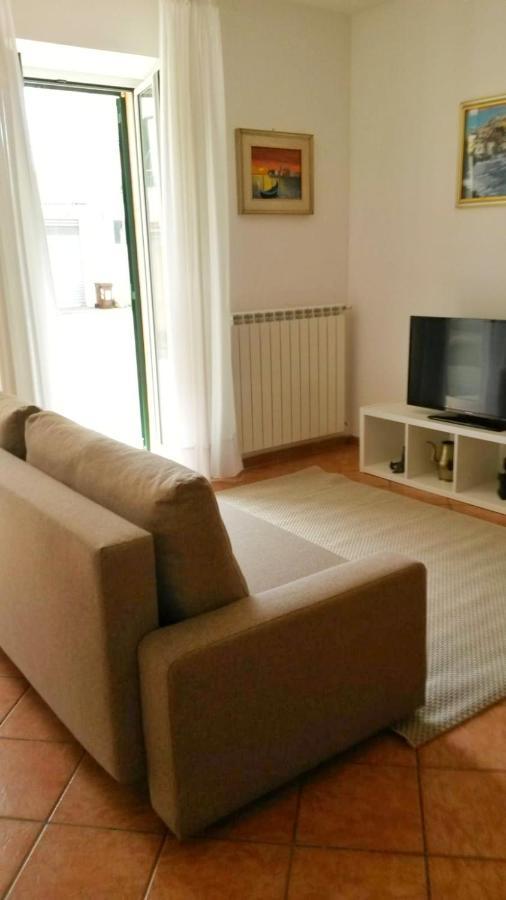 Apartamento Max And Sun Parking Privato Nel Prezzo San Remo Exterior foto