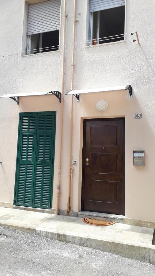 Apartamento Max And Sun Parking Privato Nel Prezzo San Remo Exterior foto