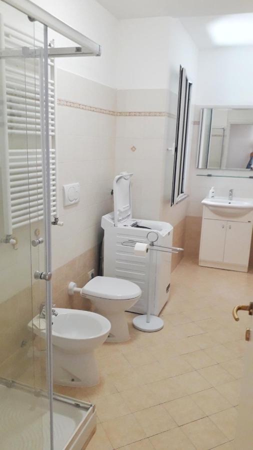 Apartamento Max And Sun Parking Privato Nel Prezzo San Remo Exterior foto